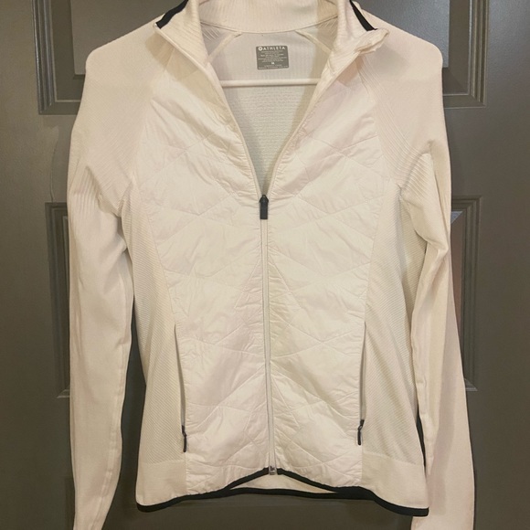 Athleta Jackets & Coats Athleta White Quilted Workout Jacket Poshmark